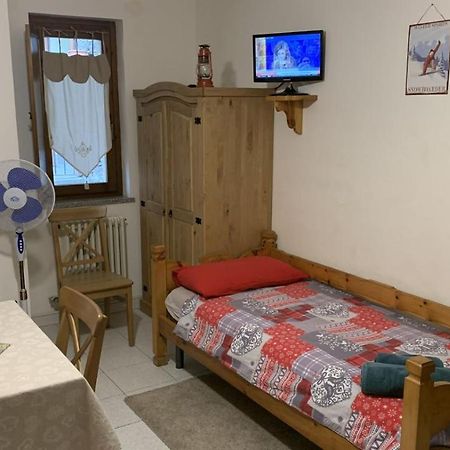 Ferienwohnung Le Joli Coin Du Passage Aosta Exterior foto