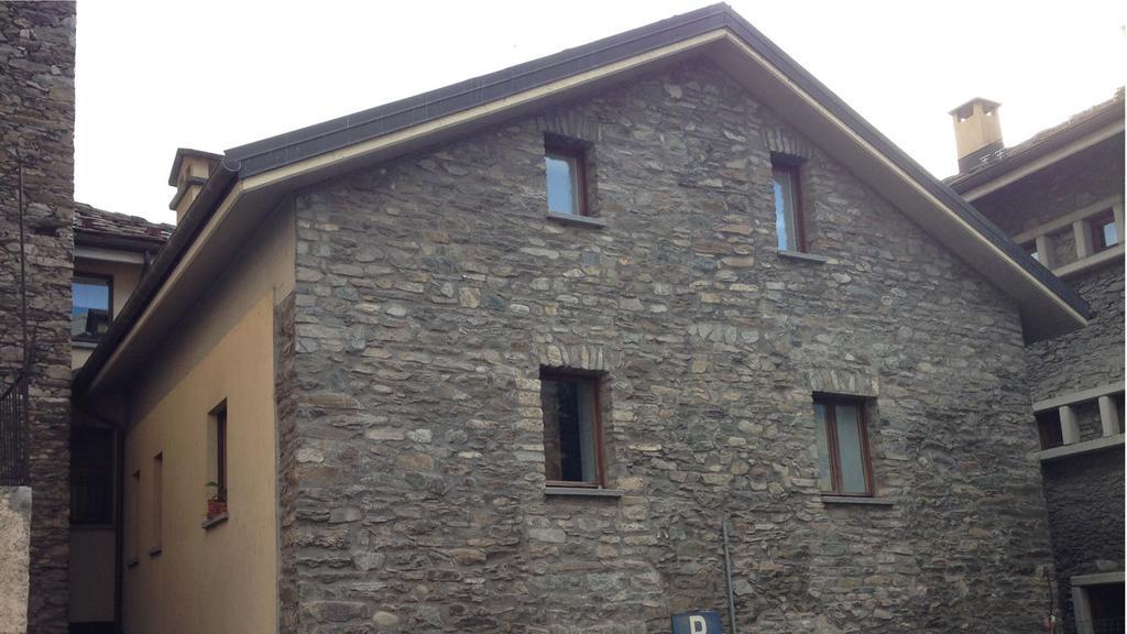 Ferienwohnung Le Joli Coin Du Passage Aosta Exterior foto