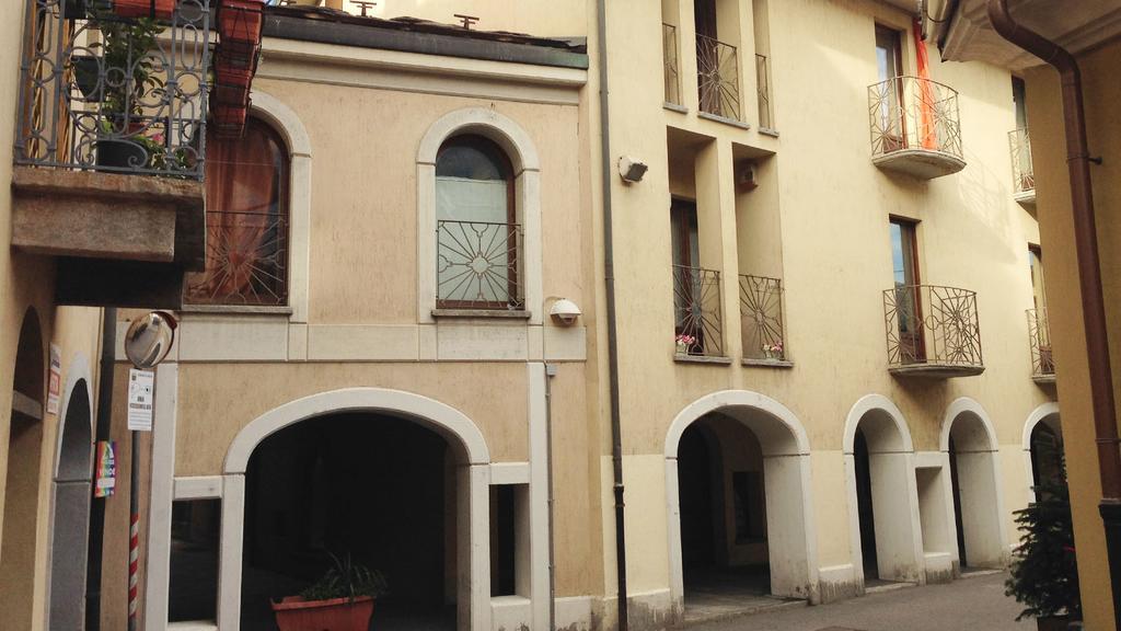 Ferienwohnung Le Joli Coin Du Passage Aosta Exterior foto