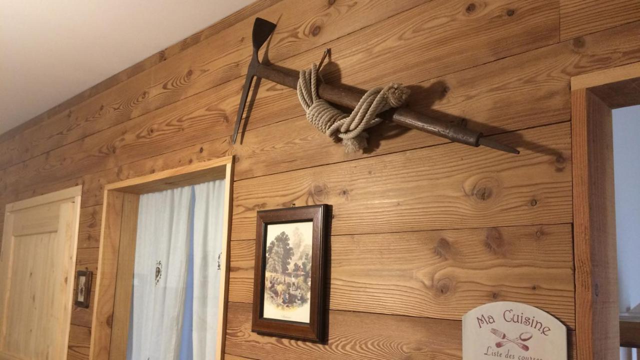 Ferienwohnung Le Joli Coin Du Passage Aosta Exterior foto
