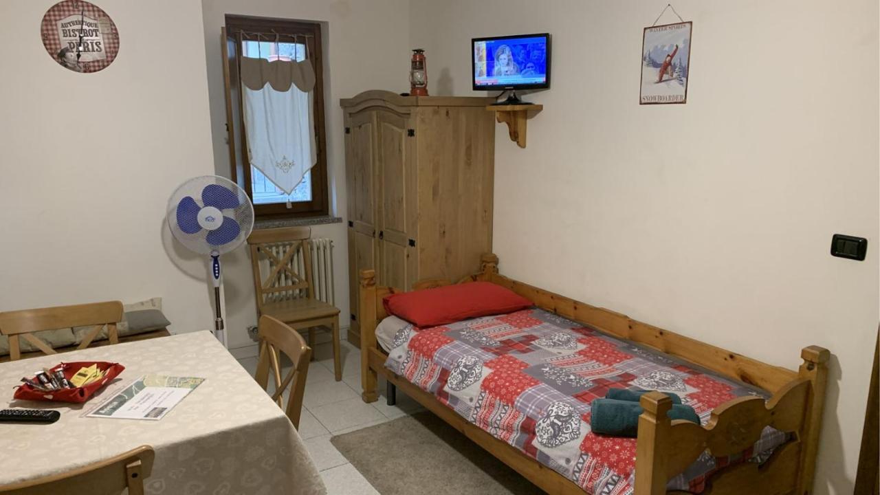 Ferienwohnung Le Joli Coin Du Passage Aosta Exterior foto